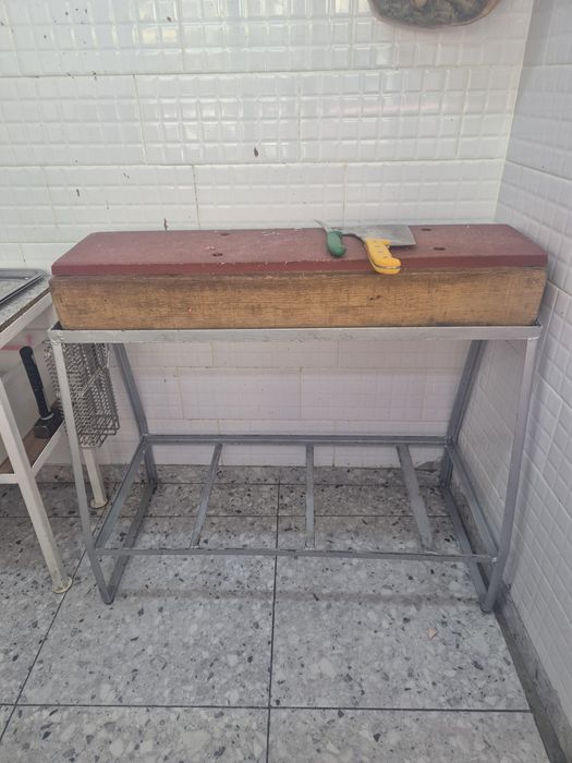 Mașina de Tocat ,Cuier.etc