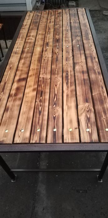 Продам садовый стол