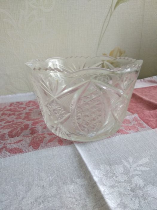 Ваза хрустульная