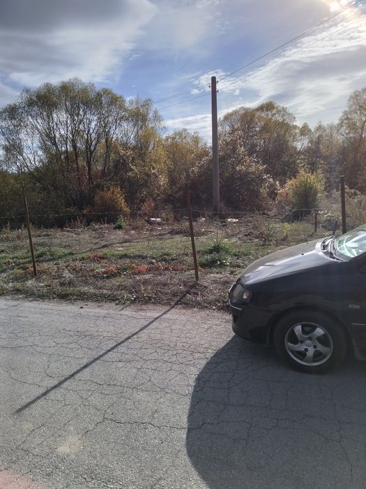 Парцел от 320м2 в с.Арзан на 1.5км от гр.Брезник