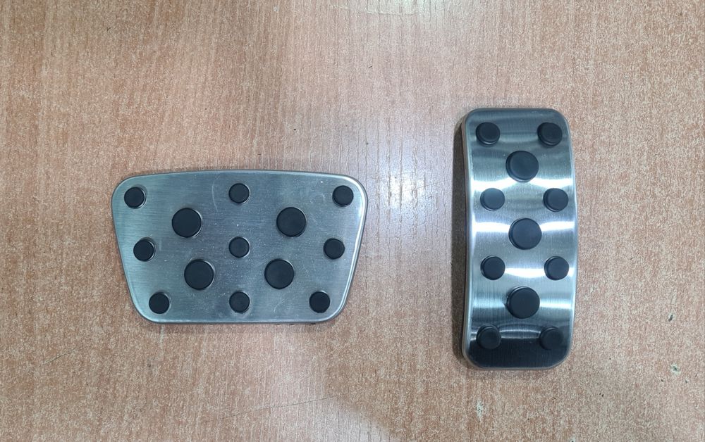 Накладки на педали