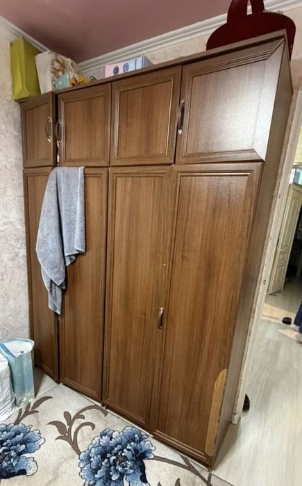 Продам шкаф в хорошем состоянии