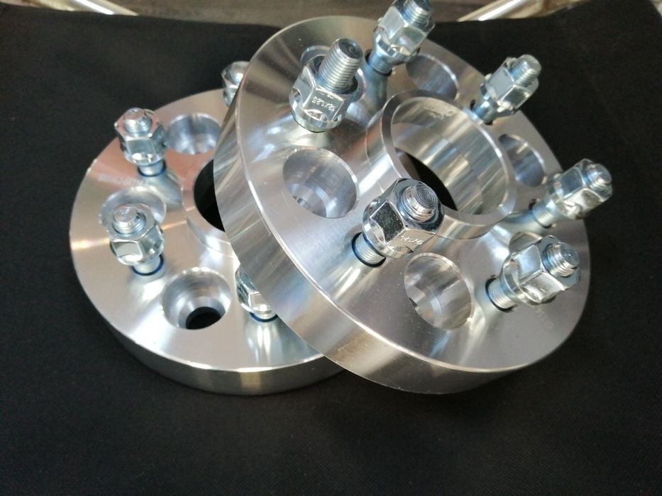 2 Distantieri 6x114.3 grosime 30 mm Mercedes X Class