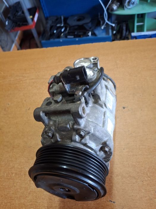 Compresor aer condiționat Audi A4 B7  2.0 tdi