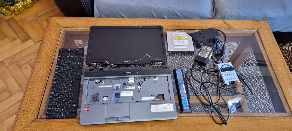 Acer aspire 5541G на части.