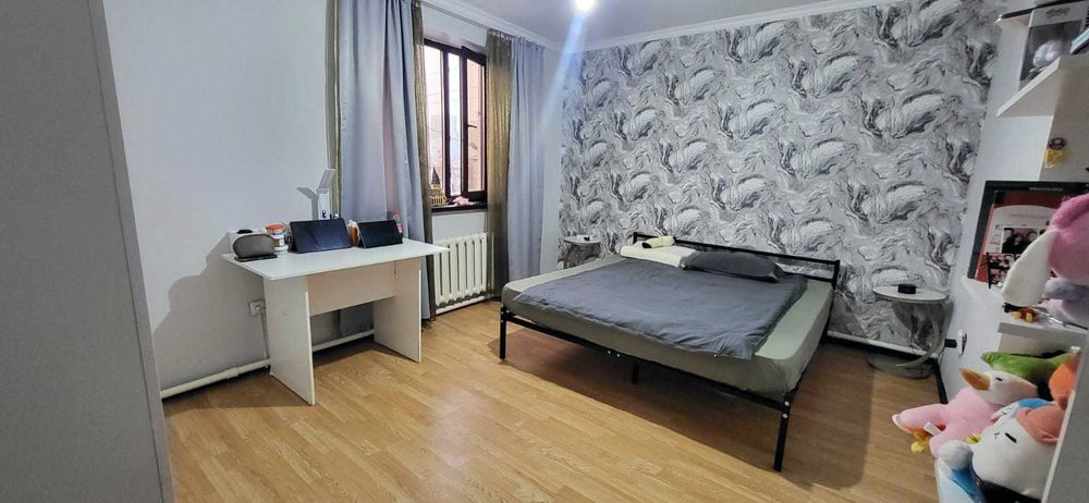 Сдам в аренду котедж 6 комн