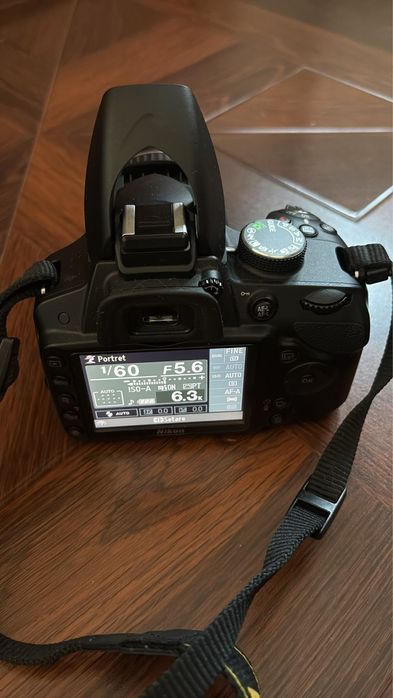 Nikon D3200 cu obiectiv