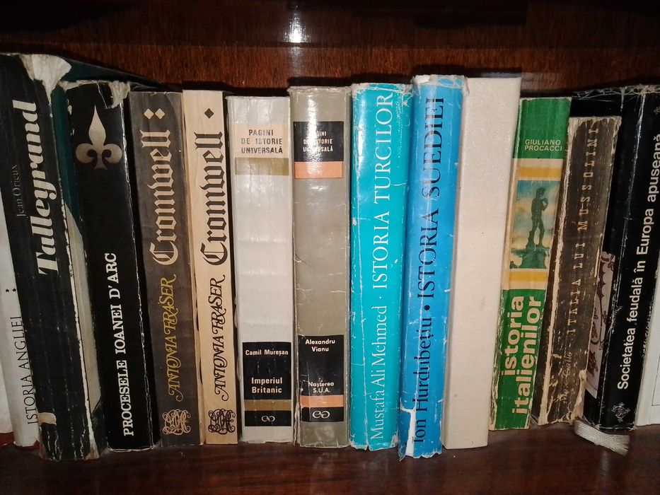 Cărți de istorie