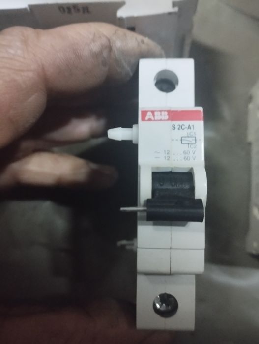 Изключвателна бобина S2C-A1