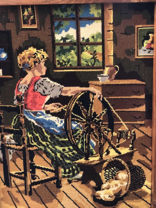 продавам стар гоблен със рамка