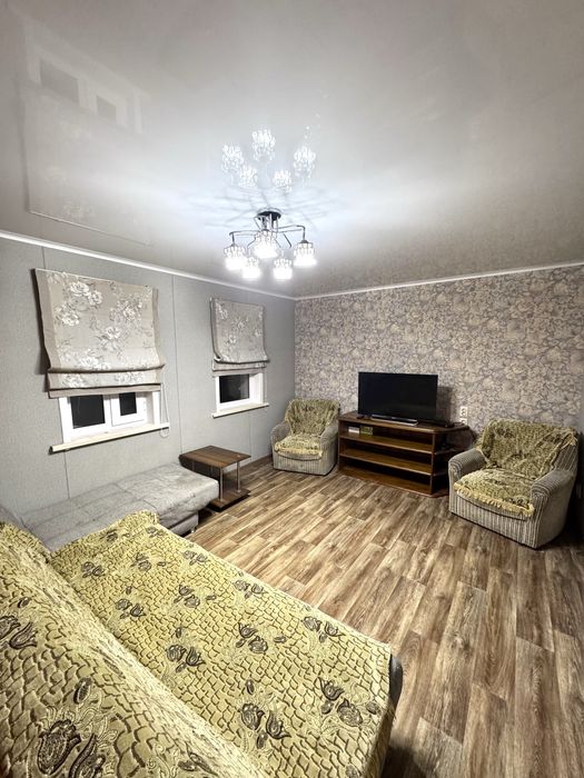 3 комнатный дом, Пархоменко 73 кВ.