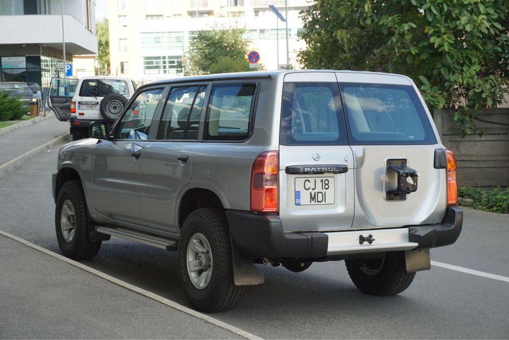 Nissan Patrol y61 4.2 conditie de showroom