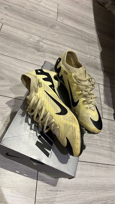Nike mercurial vapor