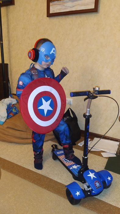 Детские костюмы новые