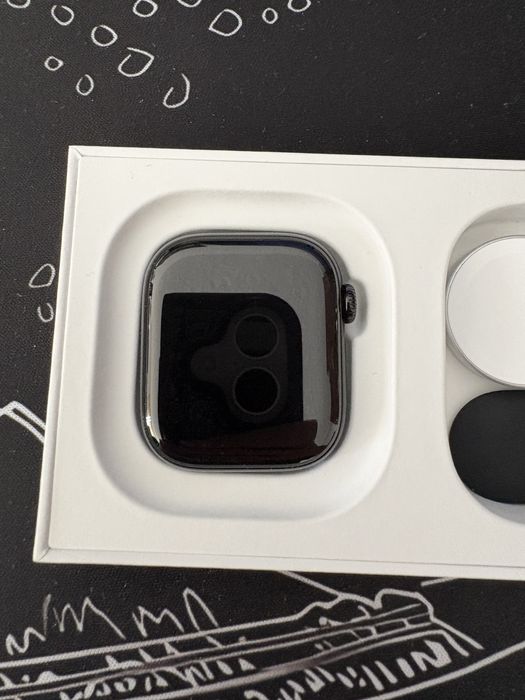 Apple watch series 11 42mm GPS baterie 100%