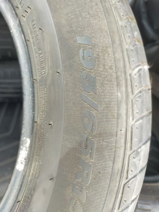 Продам  ш и н ы 195/65/15