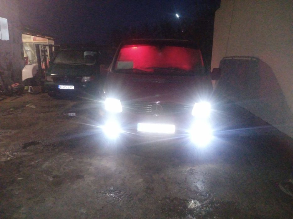 Vând mercedes vito W638 8+1 locuri