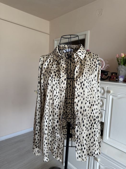 Camasa Zara XS noua satinata