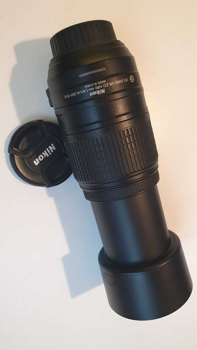 Nikon D5100 + obiectiv Nikon 18-105mm / Nikon 35mm 1.8 / Nikon 55-300