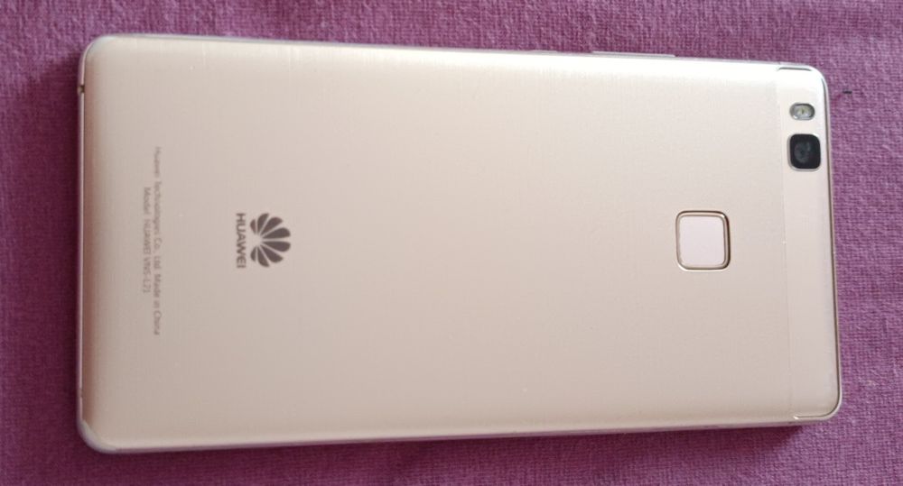 Vând telefon  Huawei P9!!