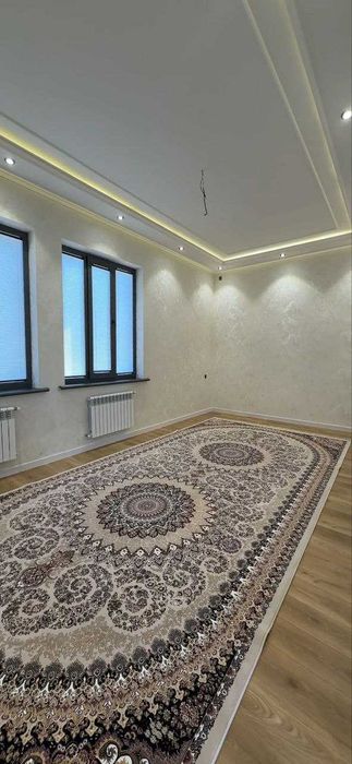УЙ Сотилади Уч Кахрамон