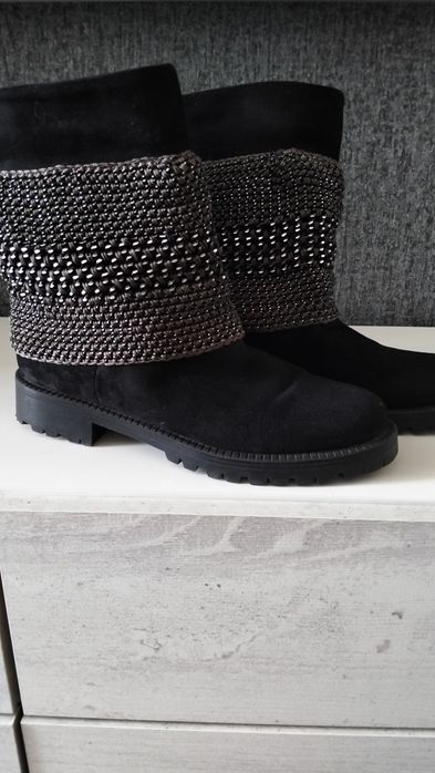 Ботинки   1500т.