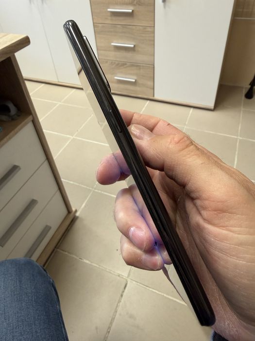 Oppo A95 8/128gb - отличен