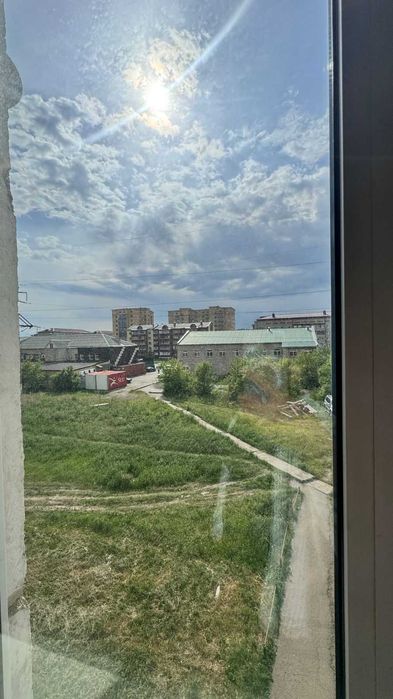 Продам 5-ти комн кв. район Вектора.