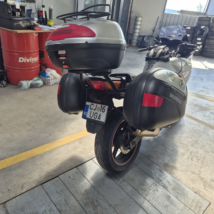 Vand motociclete honda cbf 600