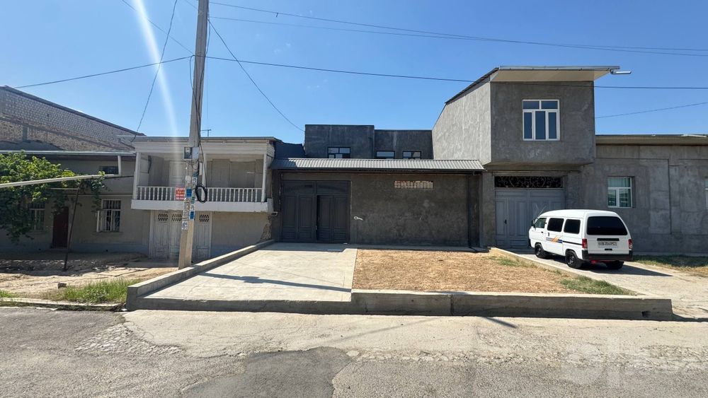 Nazarbek postidan 900 metr uchaska sotiladi 2 sotix srochna