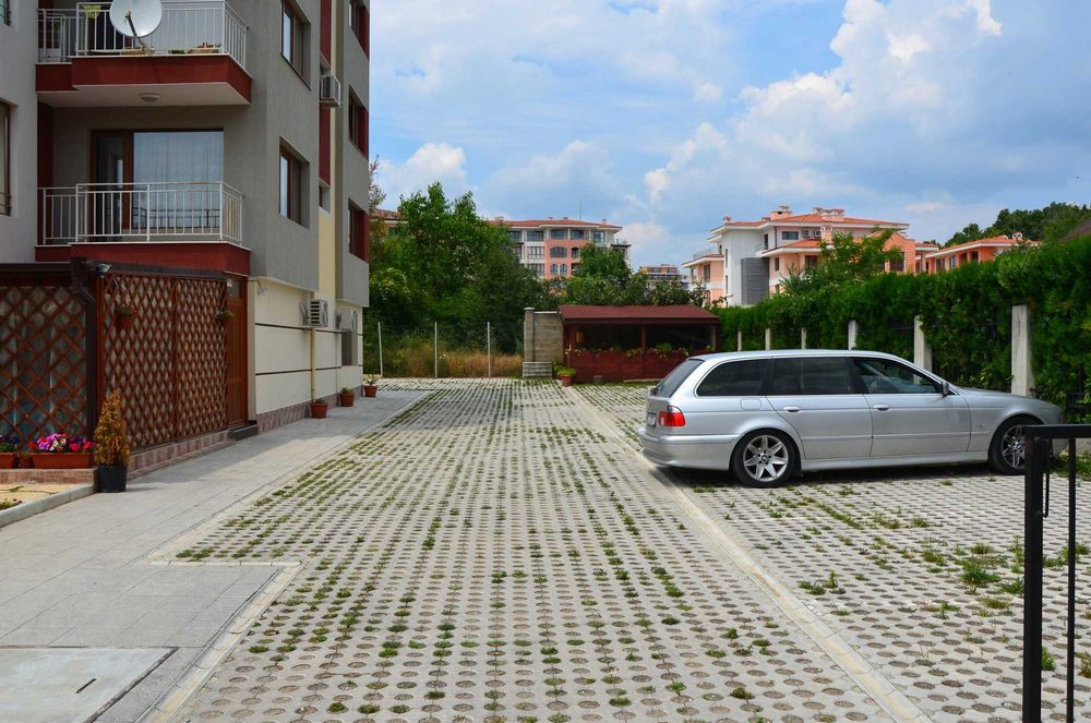 Дава се под наем Тристаен апартамент в Варна, м-т Евксиноград - 80 кв.м за 650 € - Снимка #17