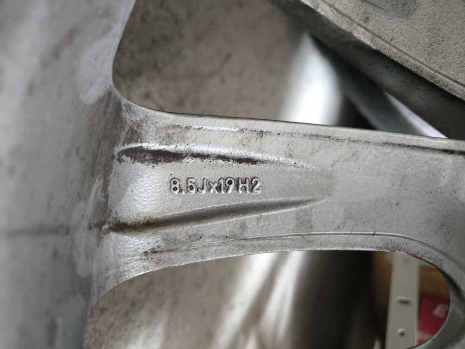 Джанти с гуми Rial 19 5x112 ET40 8.5J