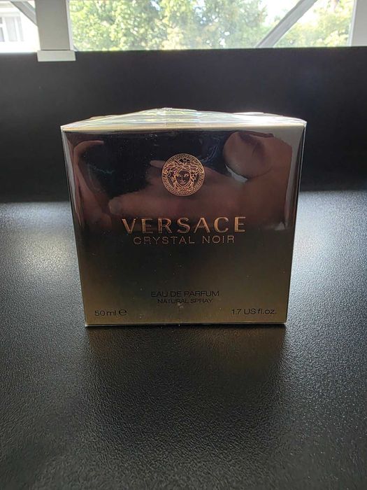 Оригинални парфюми Versace (Мъжки и Дамски) – Чисто нови