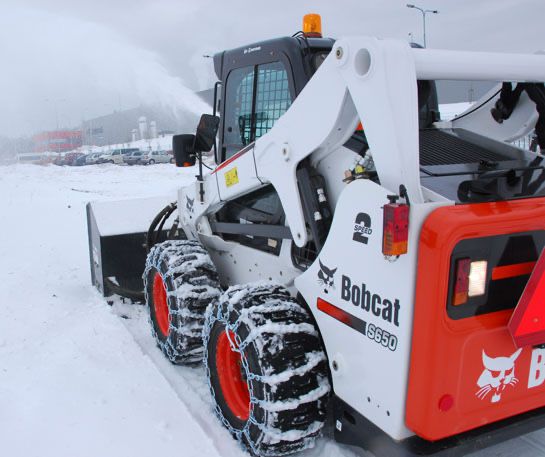 Inchiriere Miniexcavator Miniincarcator Bobcat