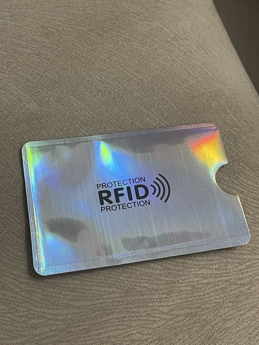 *АНТИ КРАЖБА* Фирмен RFID Алуминиев Калъф за Кредитна / Дебитна Карта