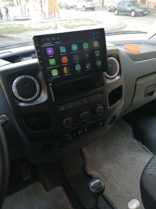 Газель продам хороший новый газ бенза тент 2.7 объем на гарантий.про.