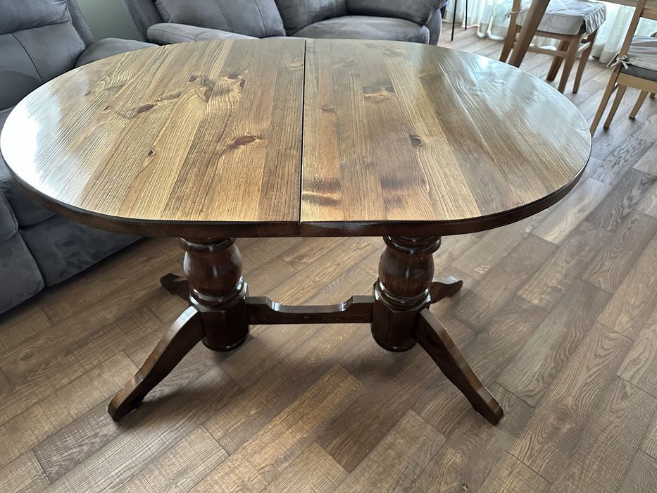 Дървена маса- чам