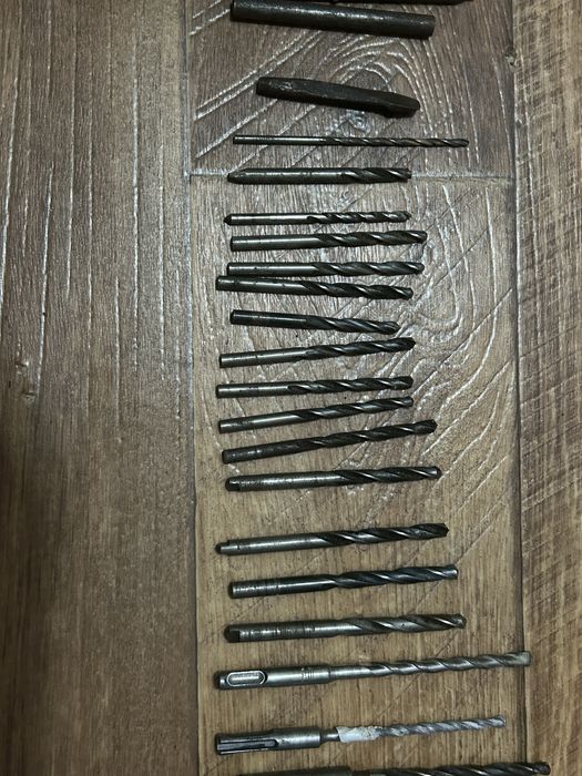 Сверла, пилы, лина уголок и др.