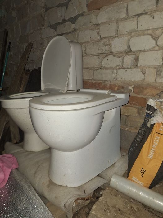Продам унитаз 12 000