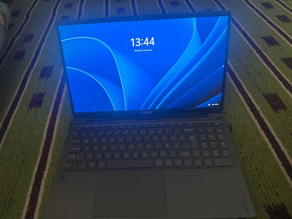 Noutbuk casper nırvana x600