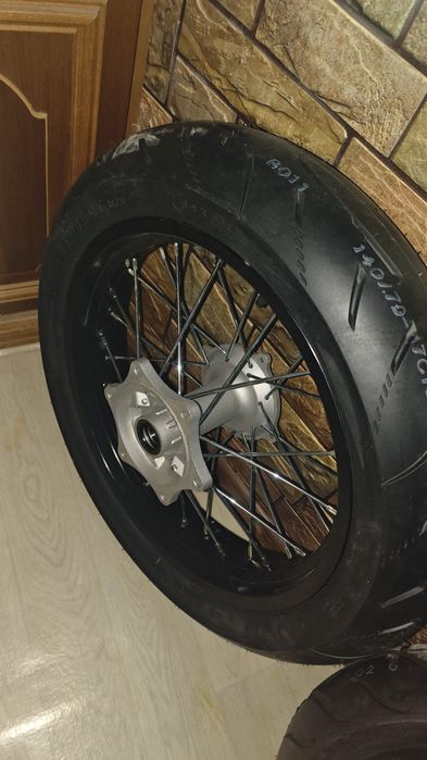 Мотарды, шоссейные колеса