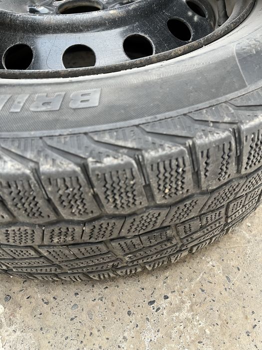 Диск с  зимной покрышкой