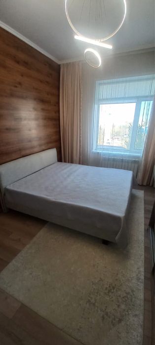 Сдам 4-х к квартиру посуточно