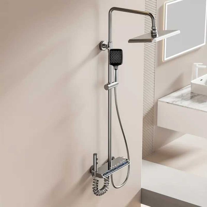 Луксозен Душ система с термостатичен душ лед Led дисплей и бутони