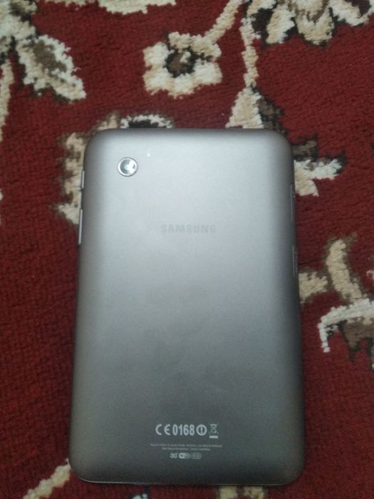 Planshet Samsung sotiladi