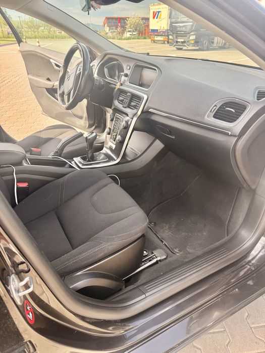 Vand volvo v40  d2 2.0 diesel