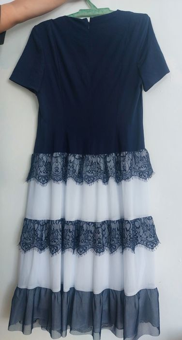 Женский платье вечерний