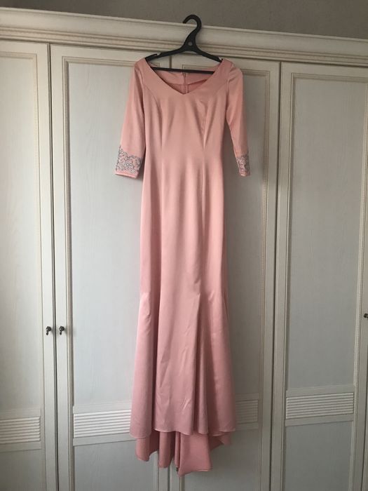 Платье на узату