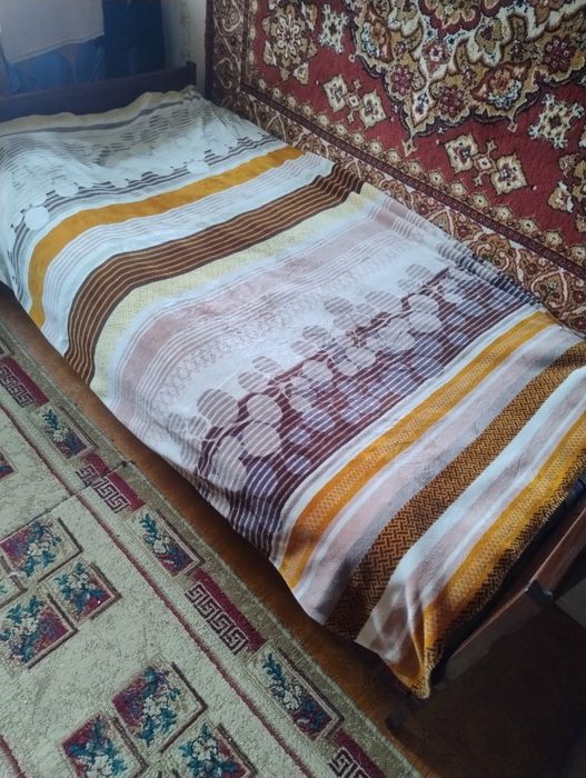 Кровать б/у 90*190 самовывоз