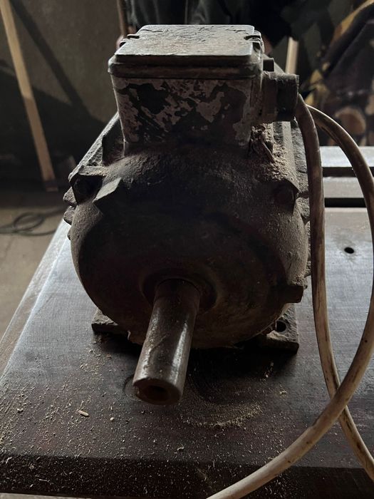 Motoare 2,2 KW 3000 rotații